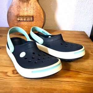 Crocs Crocband Clogs Youth Boys Size 12 EUC